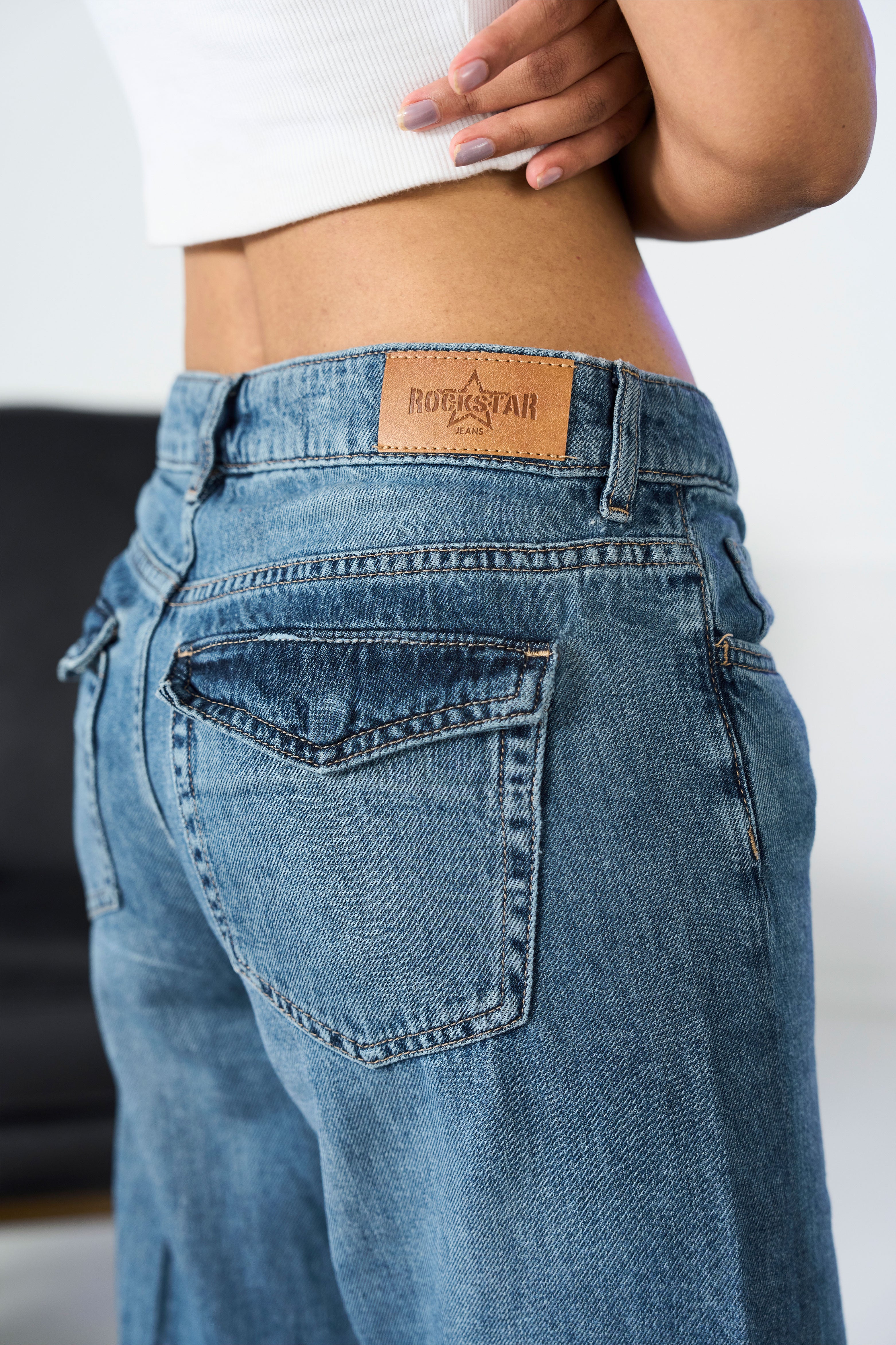 Wide Leg Flapper Pocket