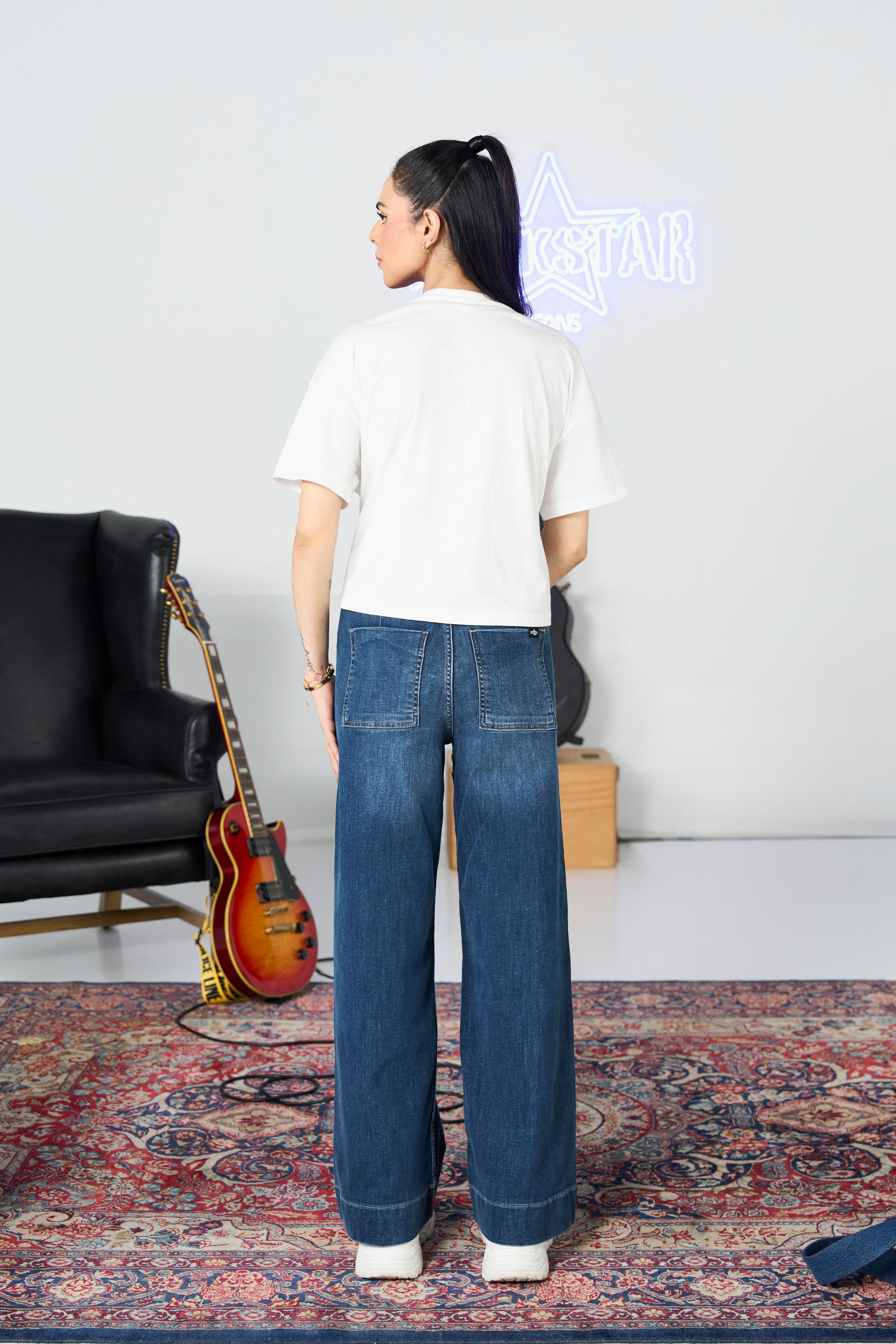 Pleated Wide Leg Mid Wash