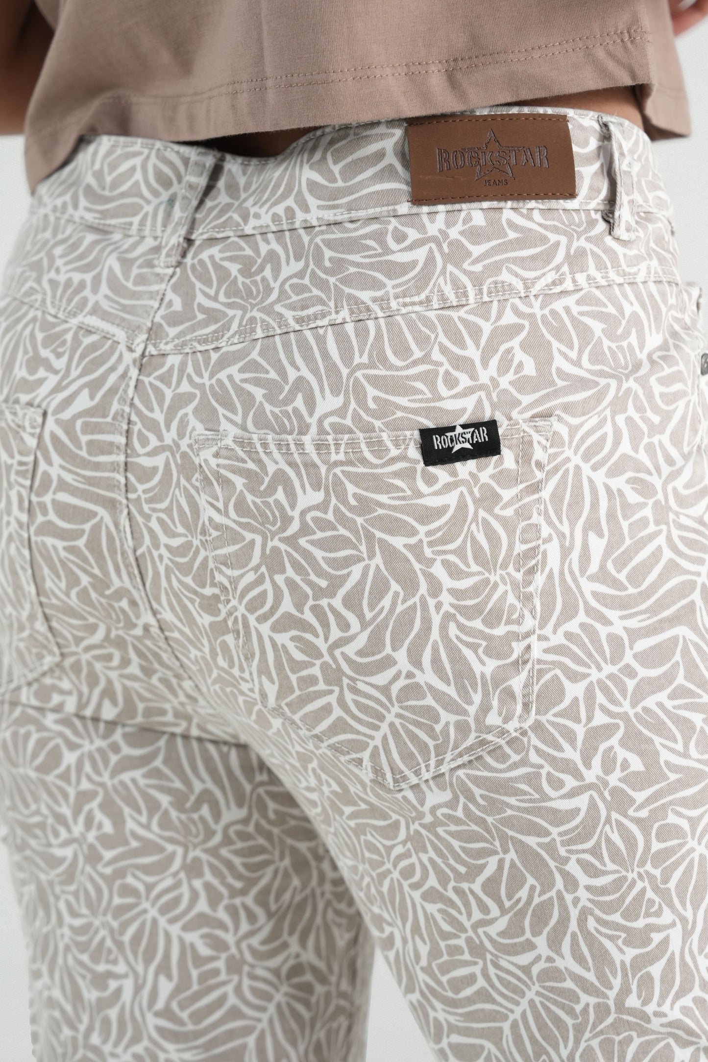 Flora Stretch Capri