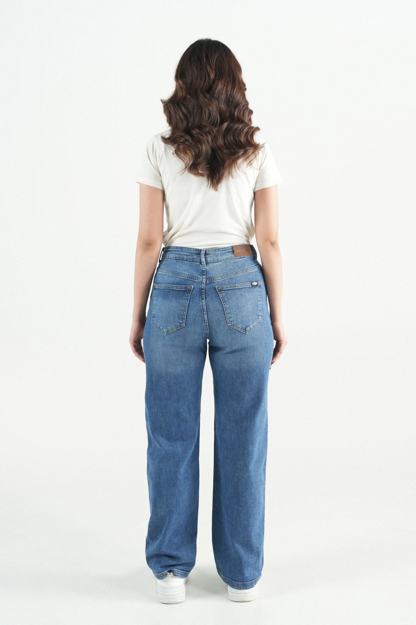 Relaxed Straight Jeans With Lace