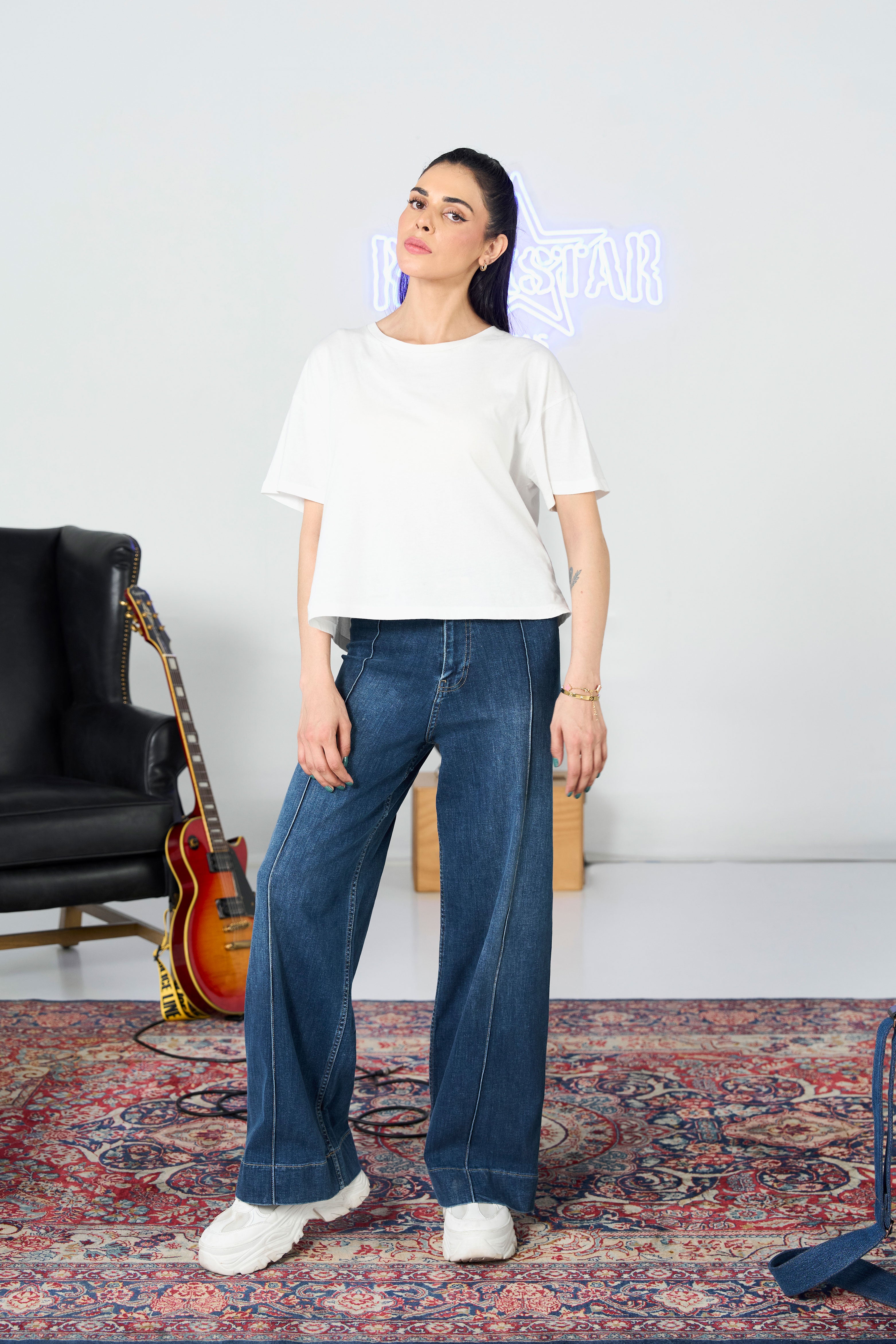 Pleated Wide Leg Mid Wash