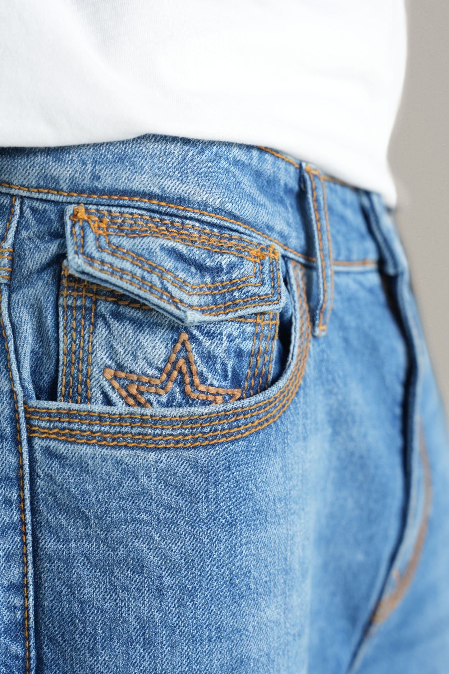 Mens Vanguard Flare Jeans