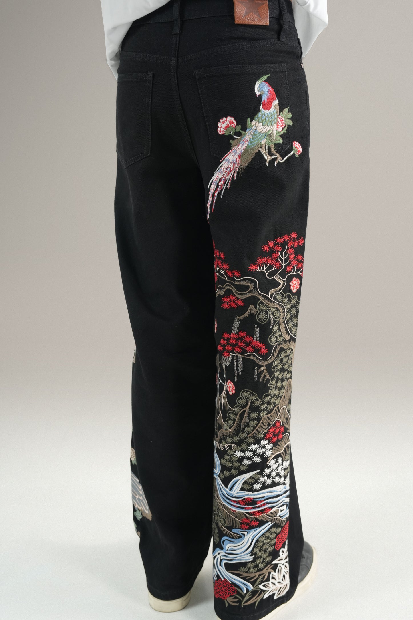 Regal Pulmage Black Jeans
