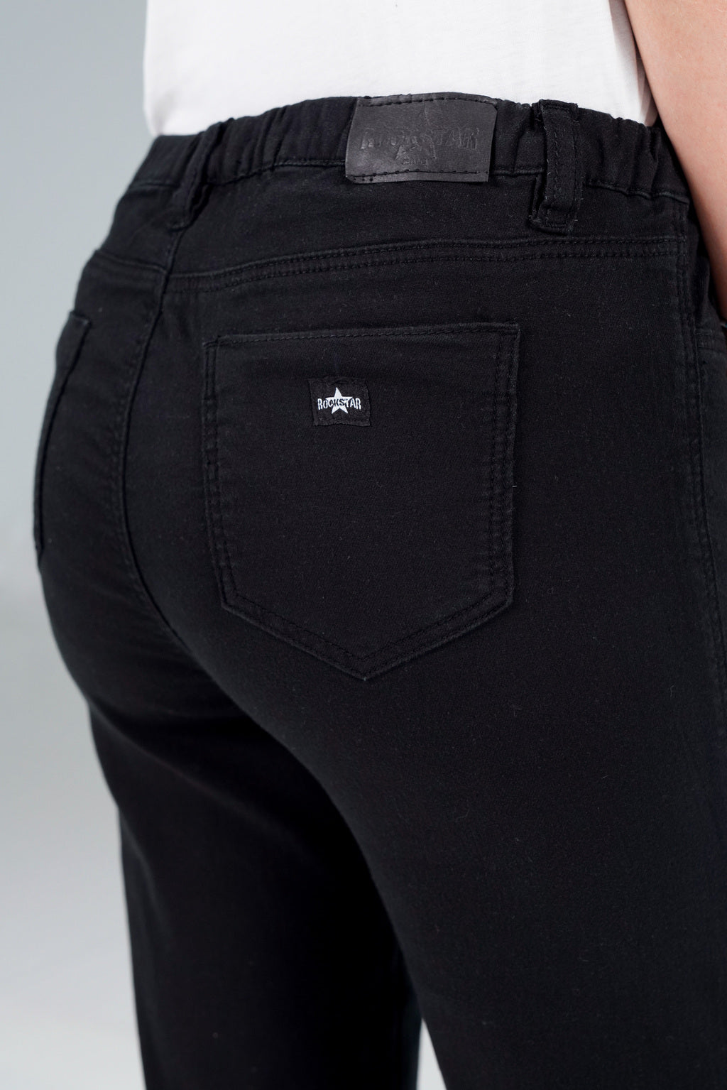 FlexLine Jegging Fit Jet Black