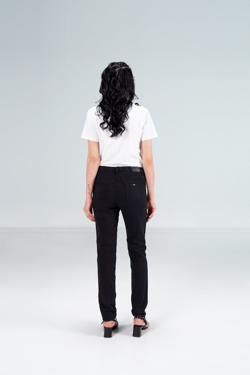 FlexLine Jegging Fit Jet Black