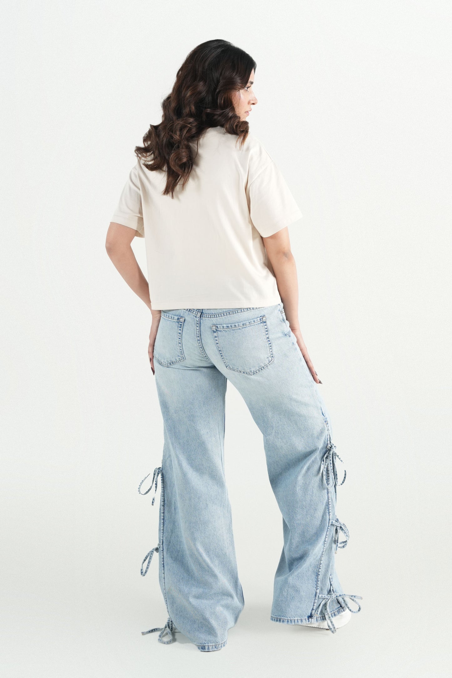 Wide Leg Jeans With Side Bow