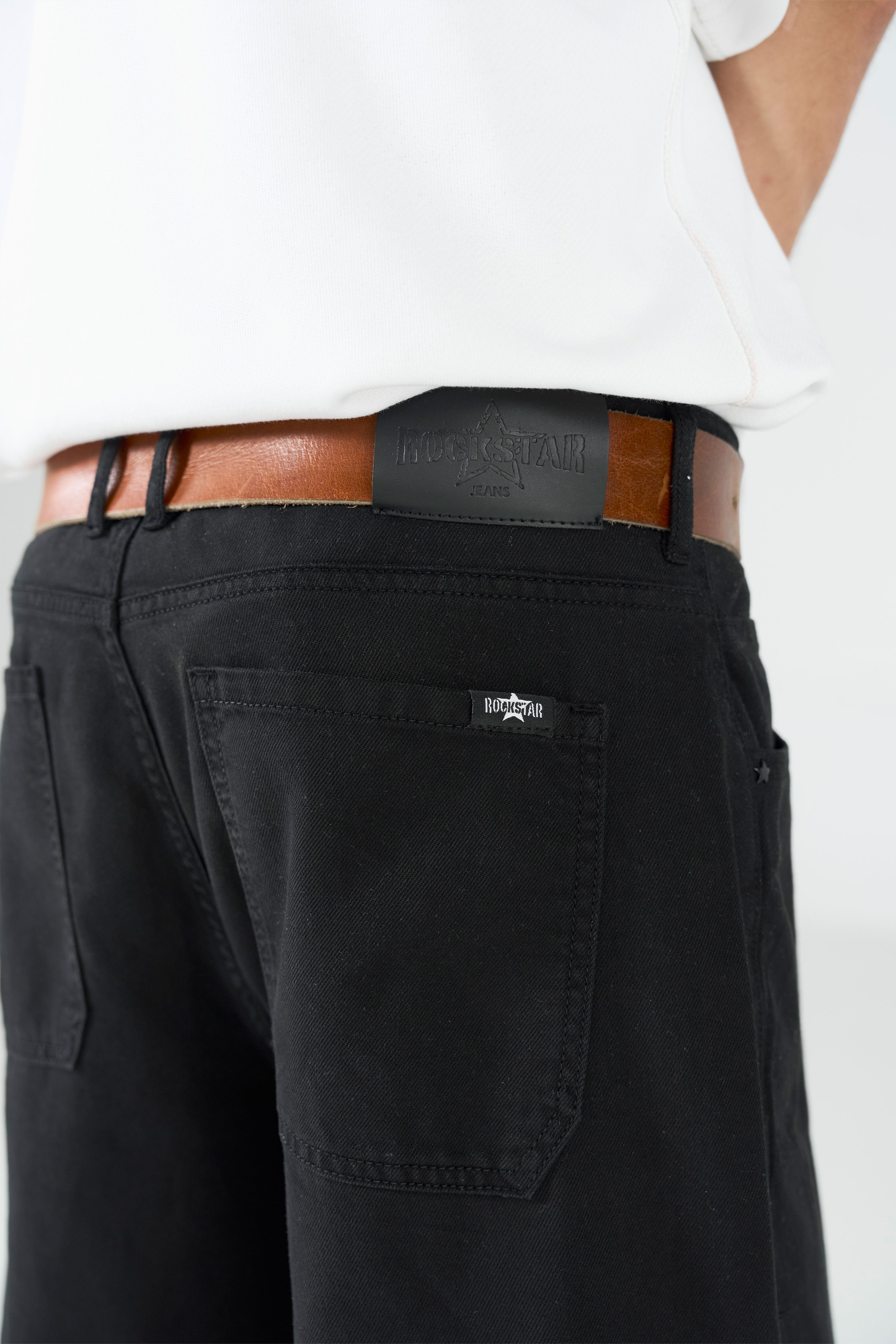 Bamboo Balloon Fit Black Pant