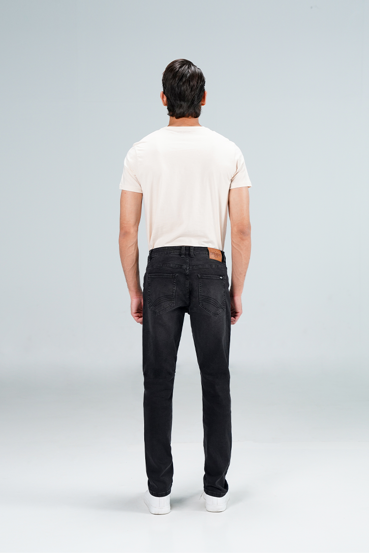 Titan Regular Slim Fit