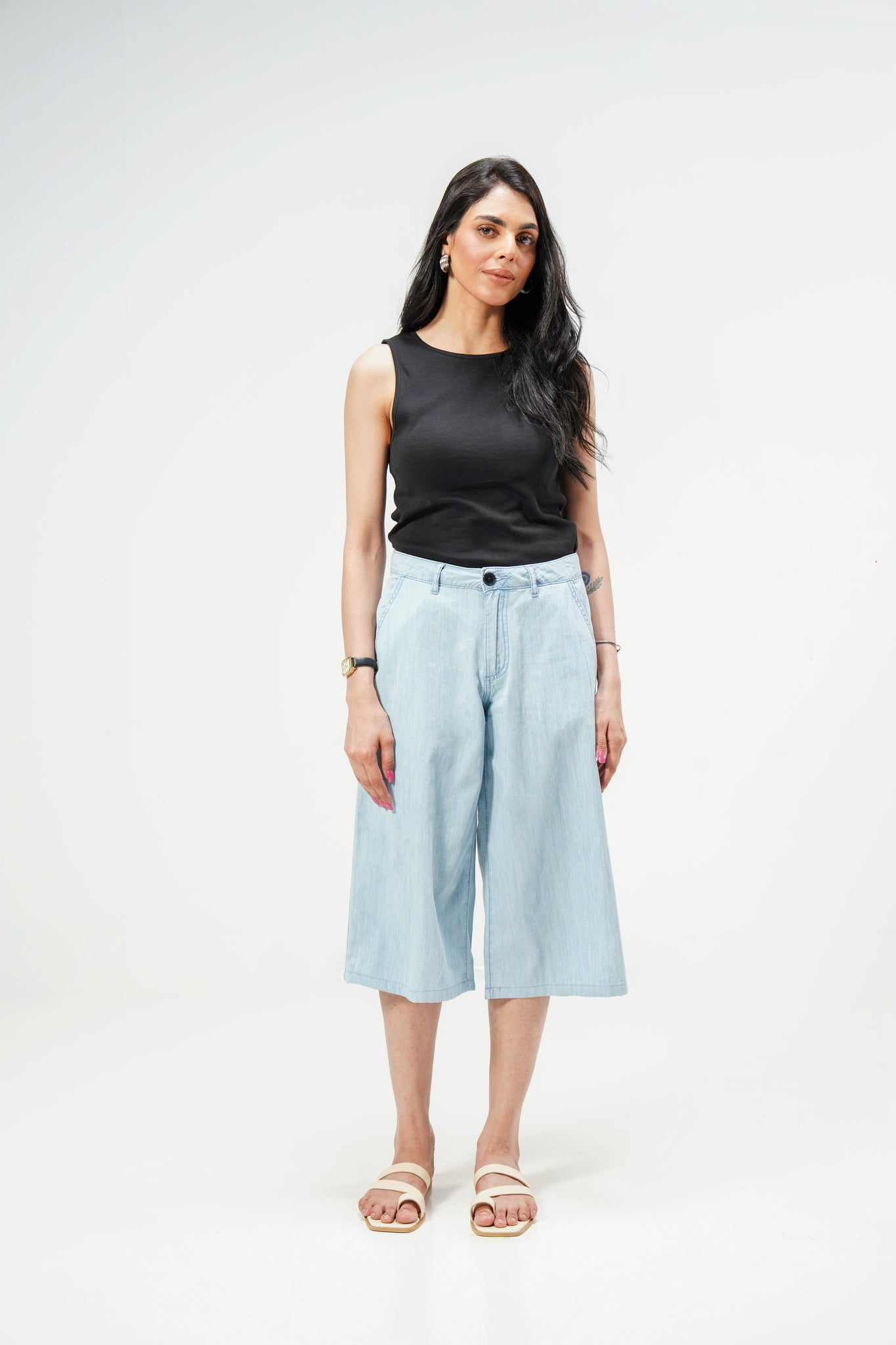 Light Blue Baggy Linen Capri