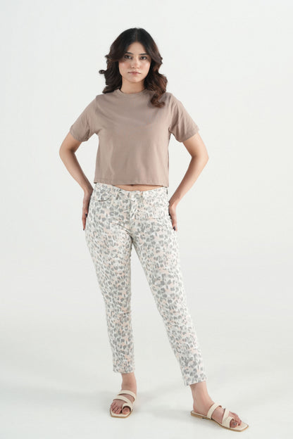 Leo Print Stretch Capri