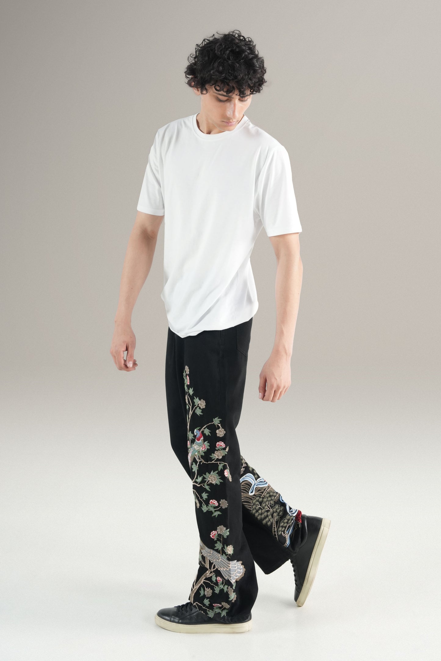 Regal Pulmage Black Jeans