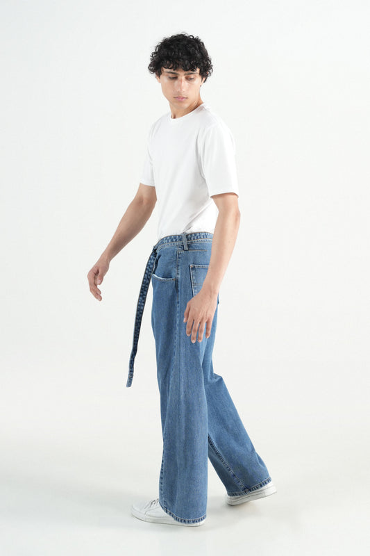 Twisted Baggy Jeans With Belt