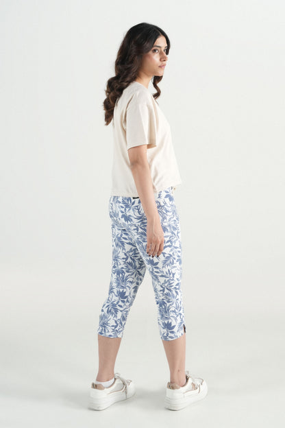Strech Capri With Leaf Print