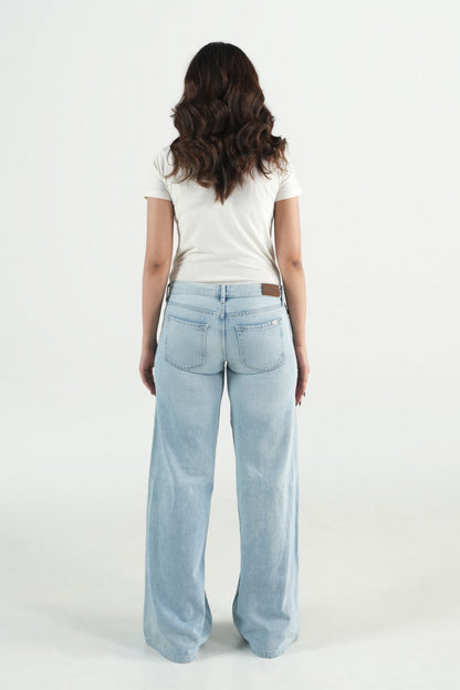 Low Rise Wide Leg Embrioded Jeans