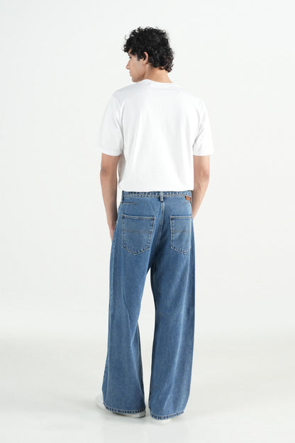 Twisted Baggy Jeans With Belt