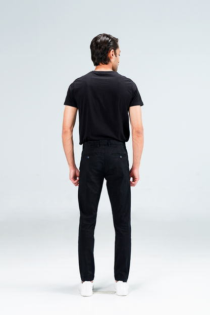 Cropped Leg Chino Black