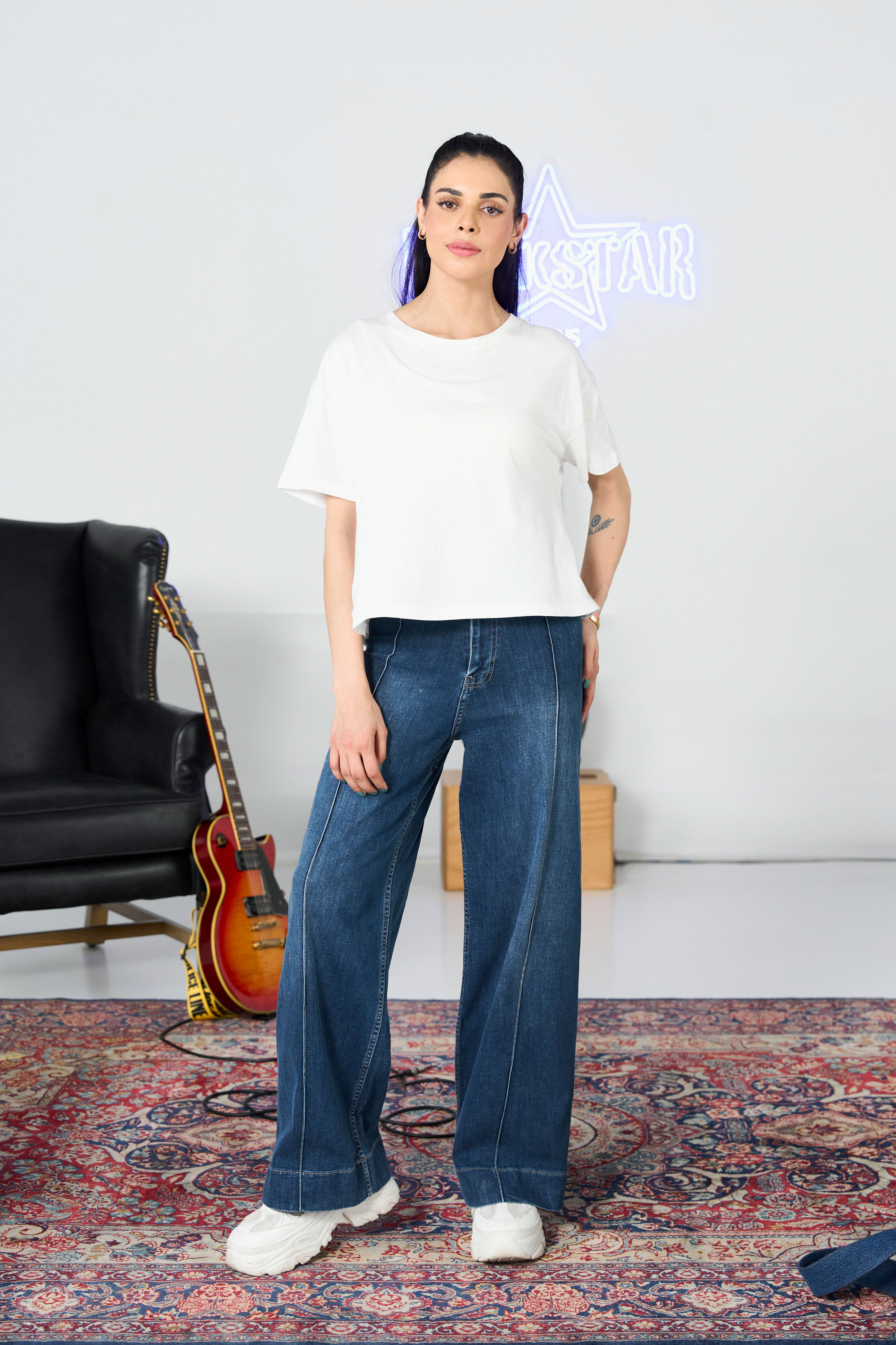 Pleated Wide Leg Mid Wash