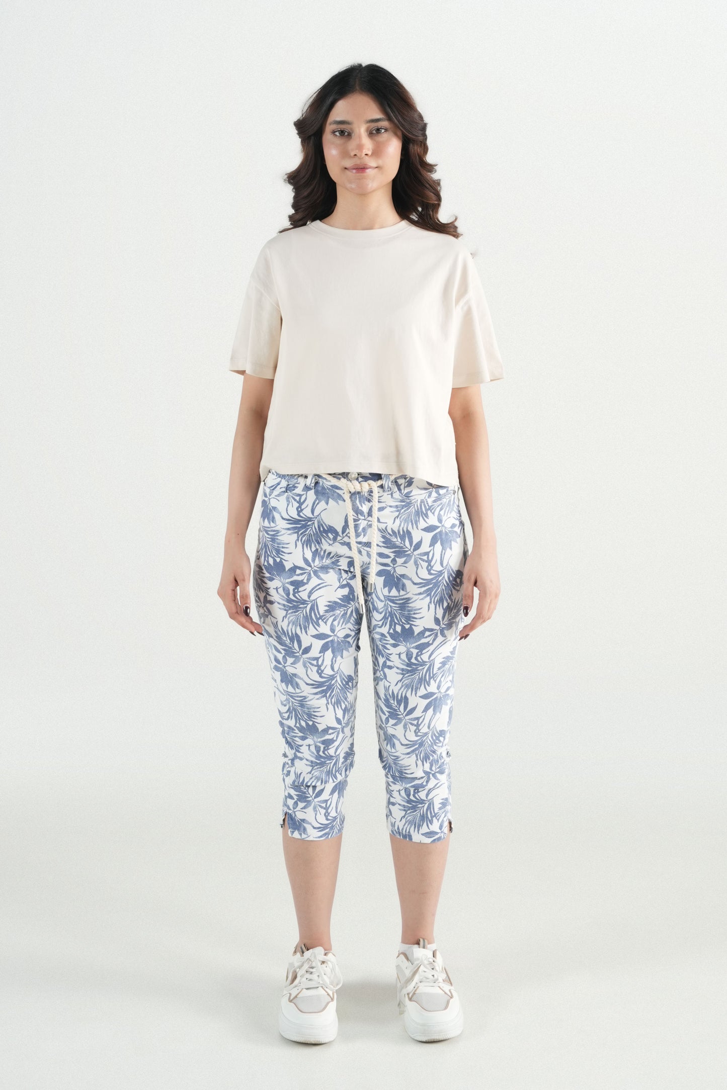 Strech Capri With Leaf Print