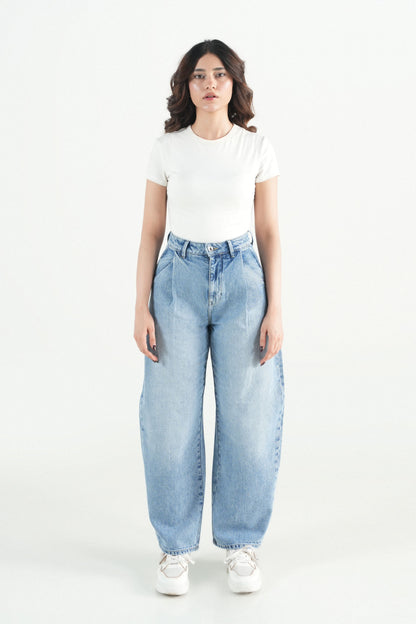 Pleated Barrel Fit Light Blue Jeans