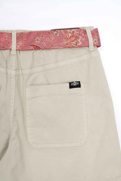 Stretch Patch Pocket Shorts Beige
