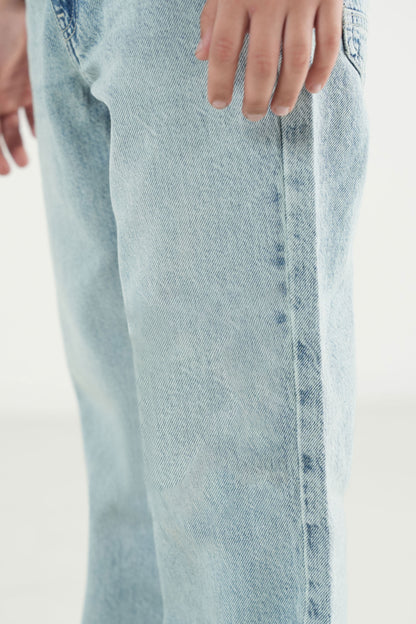 Light Blue Baggy Jeans