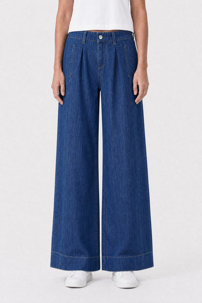 Mid Rise Wide Leg Jeans With Darts