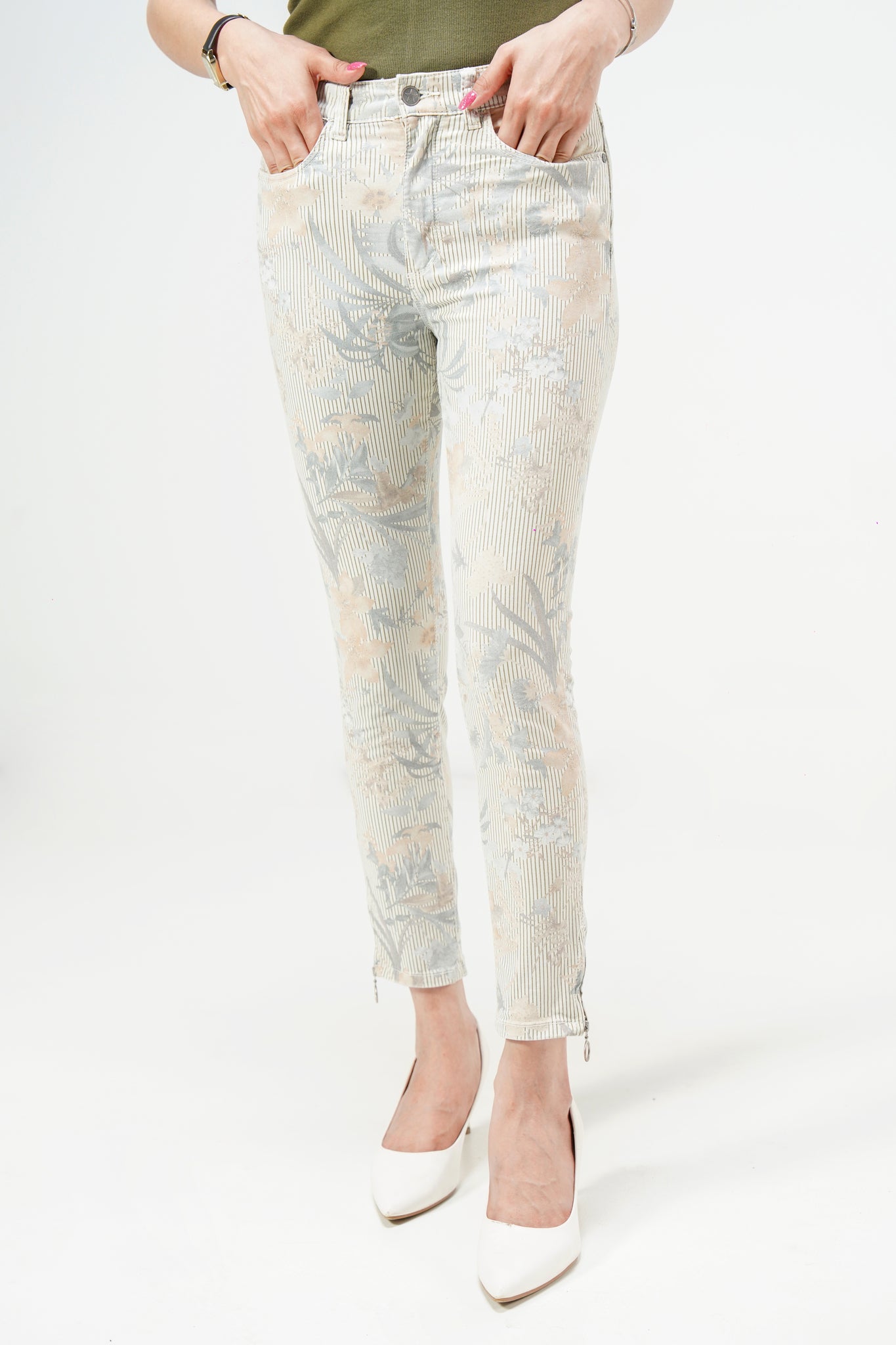 Floral Print Slim Pant