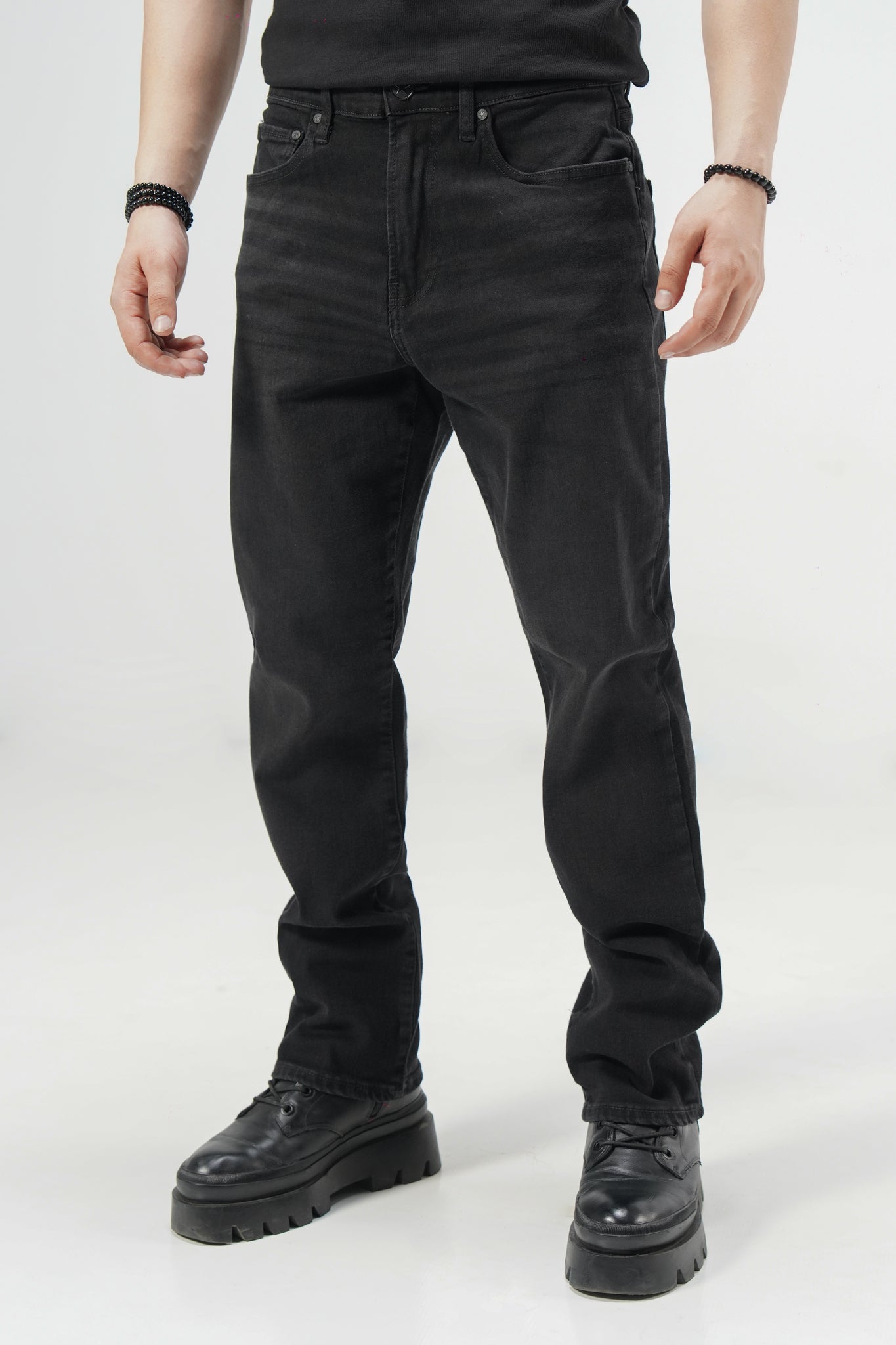 Authentic Straight Black shop at Rockstar Jeans
