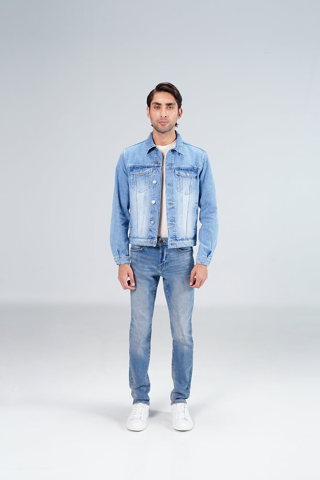Denim jacket Light Wash