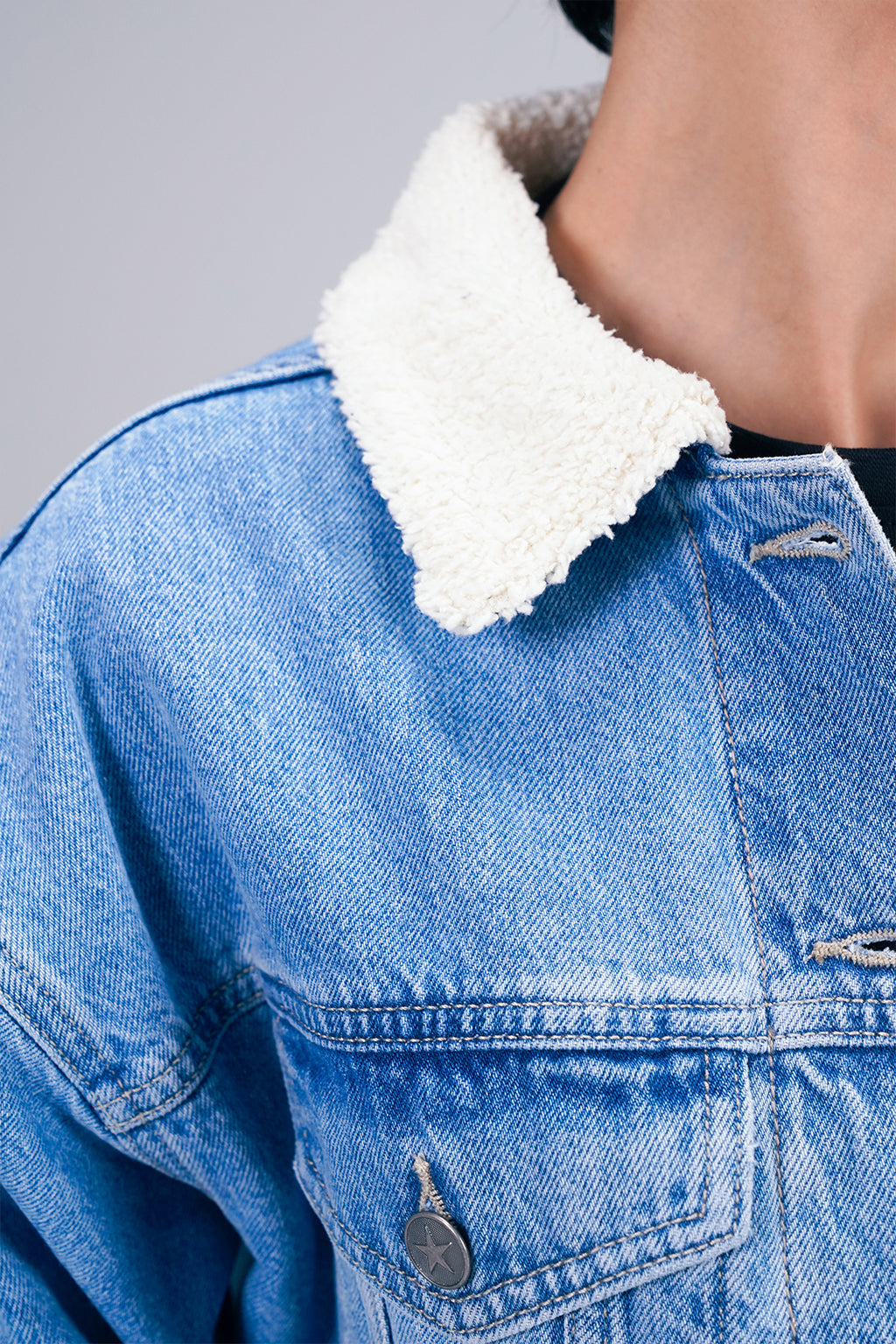 Light Denim Jacket With Sherpa shop at Rockstar Jeans