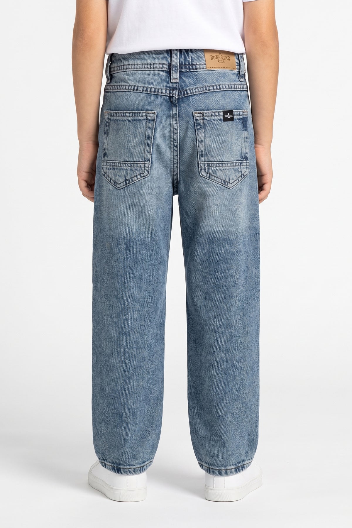 Straight Jeans Tint Over Dyed