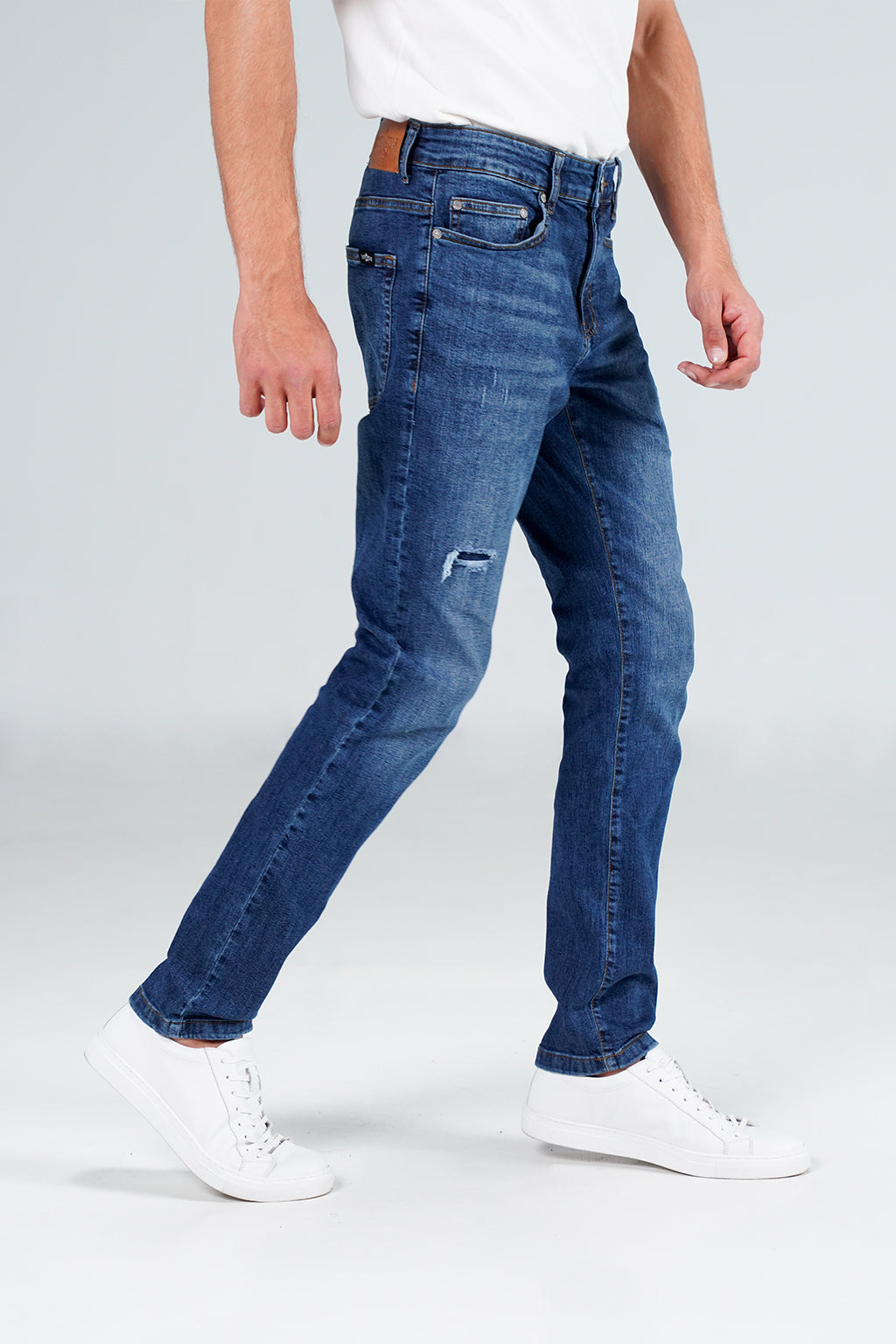 Ripped Slim Fit shop at rockstar jeans
