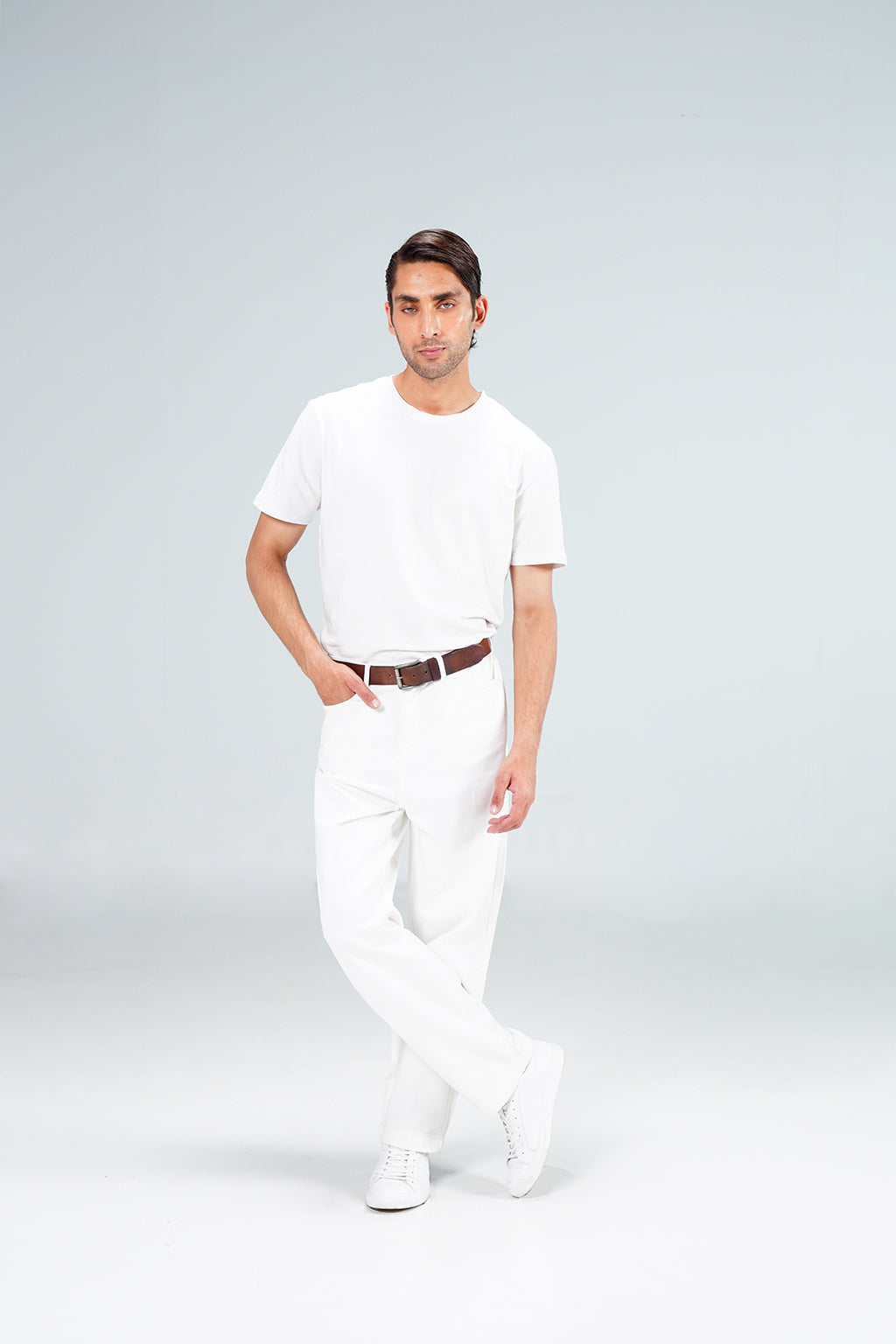 Easy White Classic Pant