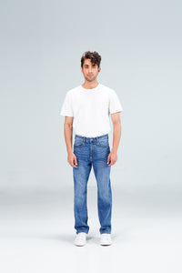 Straight  Strechable  Fit