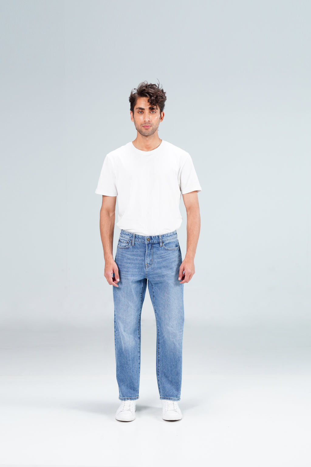 Loose Straight Fit Medium Blue