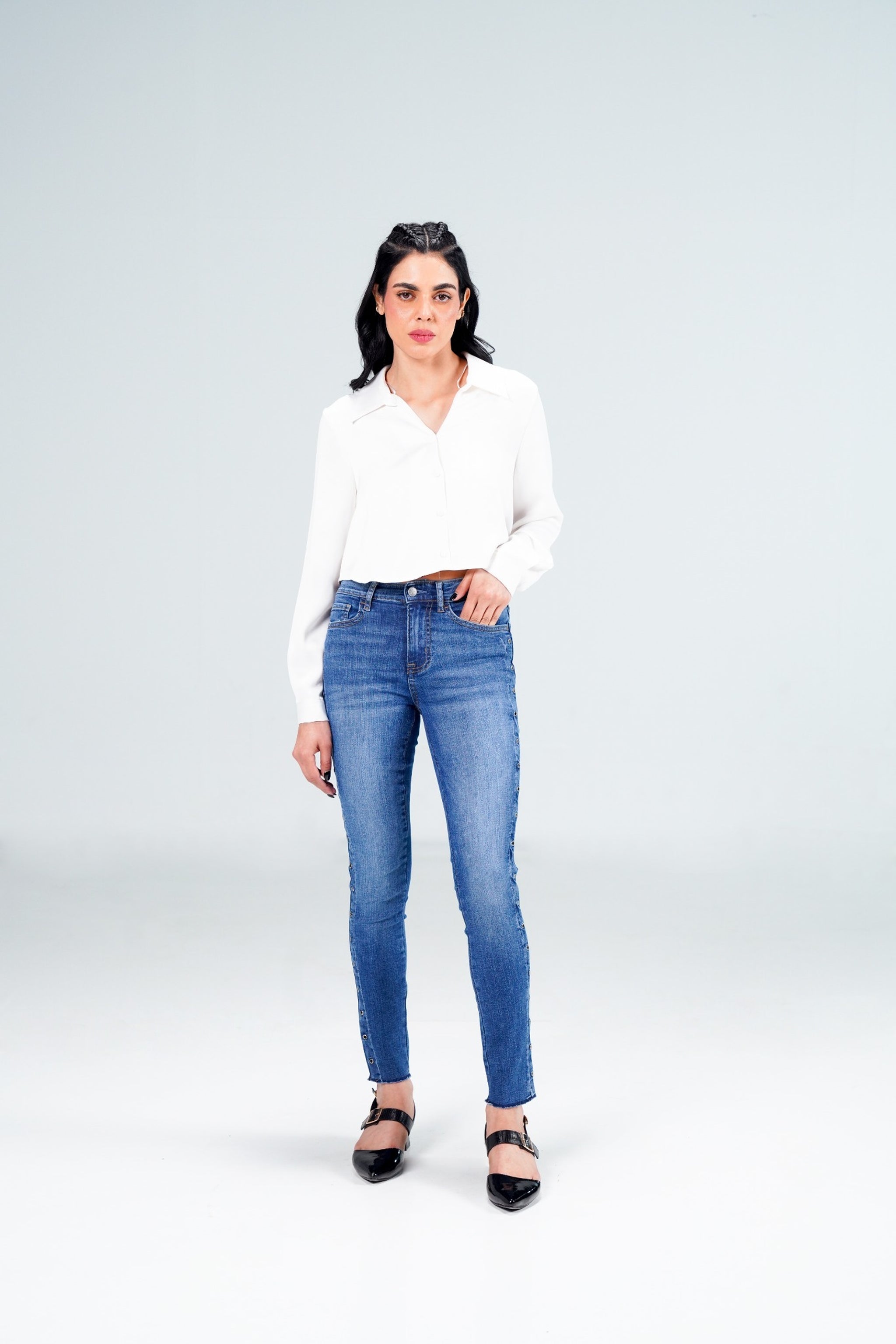 Skinny Fit With Eyelets Light Blue