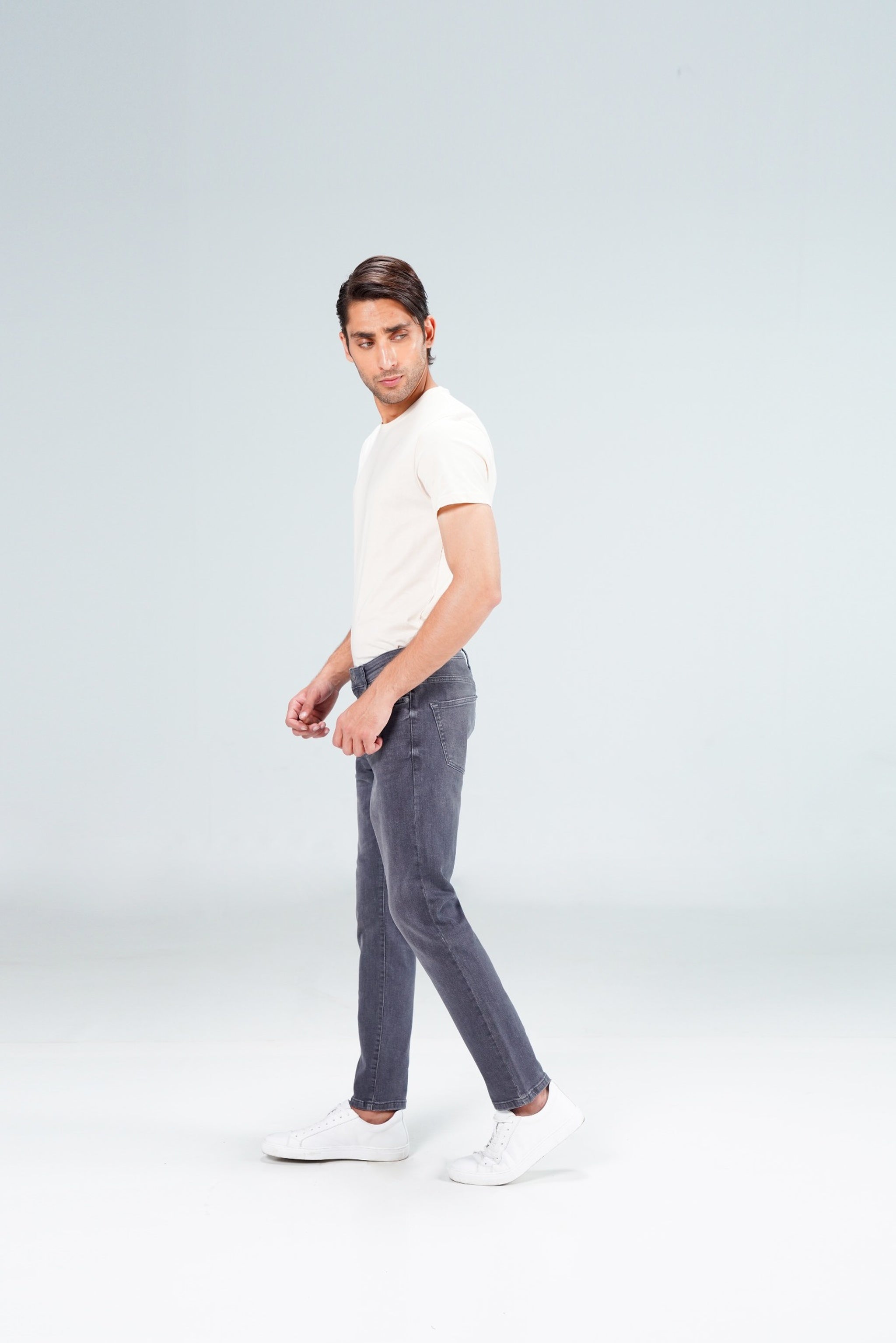 Slim Fit